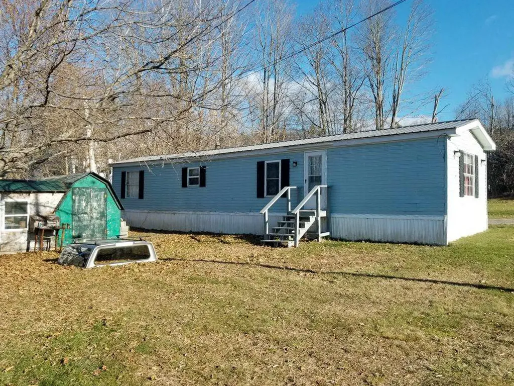 7 Fox Farm Road Lincoln ME 04457