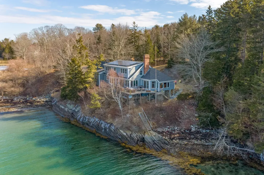 40 Headland Road Harpswell ME 04079