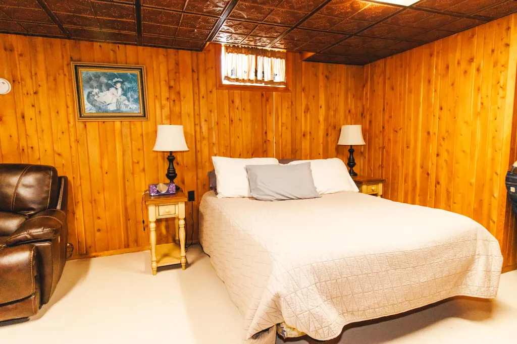 15-17 Sunset Lane Lincoln ME 04457
