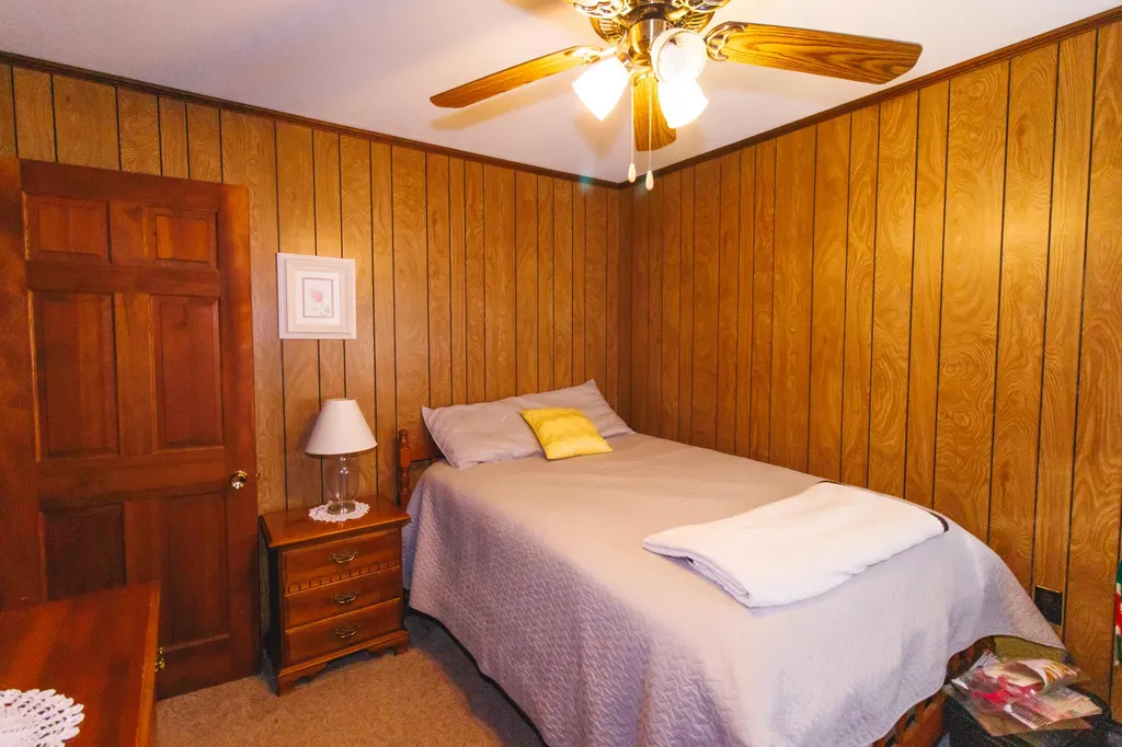 15-17 Sunset Lane Lincoln ME 04457