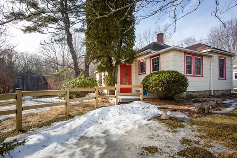 42 Rawson Avenue Camden ME 04843