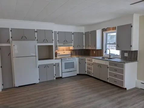 6 Hampshire Street Hiram ME 04041