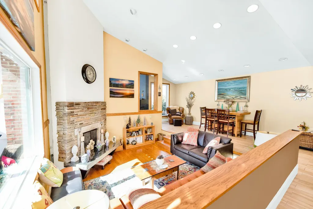 121 Hurst Lane Farmington ME 04938