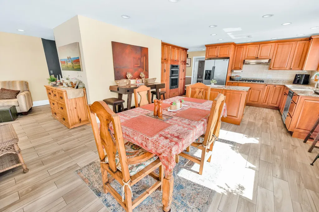 121 Hurst Lane Farmington ME 04938