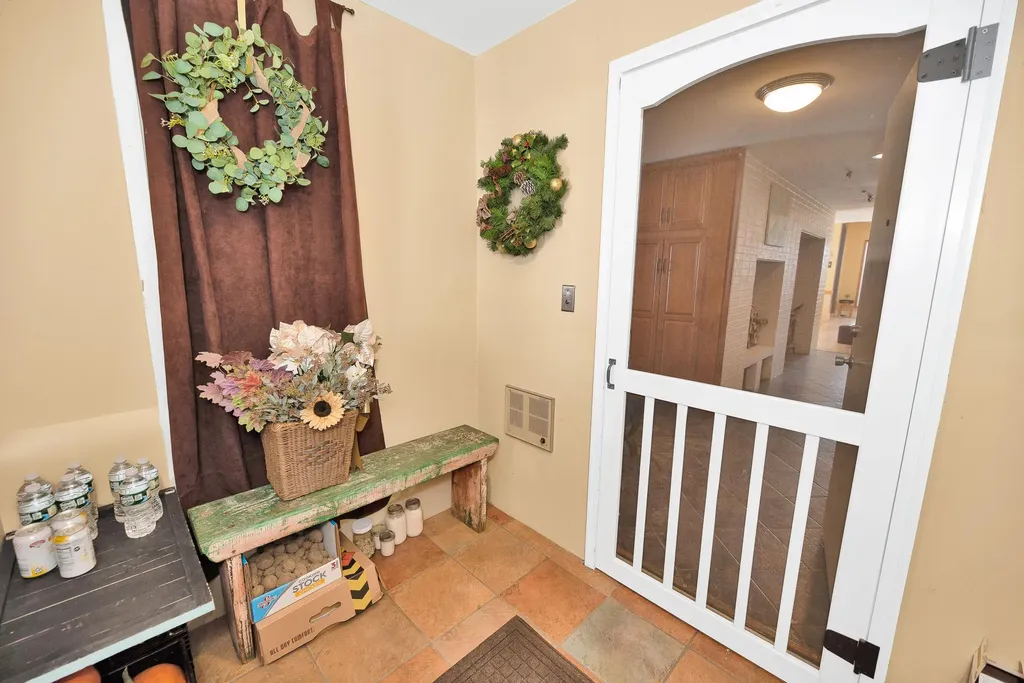 121 Hurst Lane Farmington ME 04938