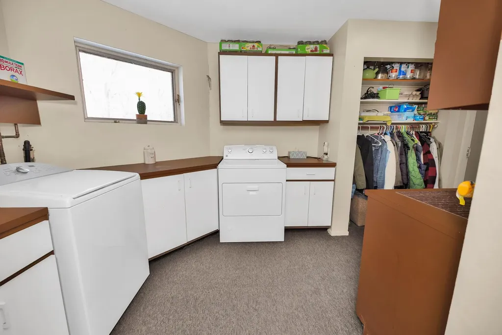 121 Hurst Lane Farmington ME 04938