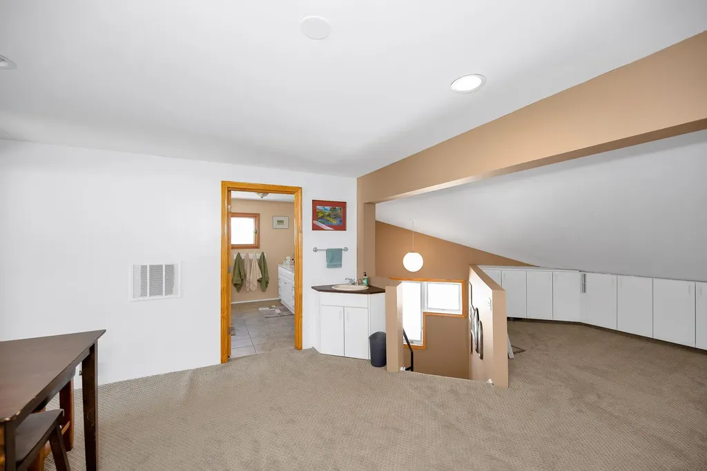 121 Hurst Lane Farmington ME 04938