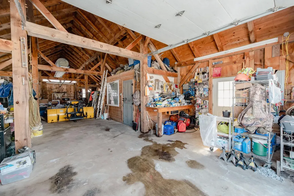121 Hurst Lane Farmington ME 04938