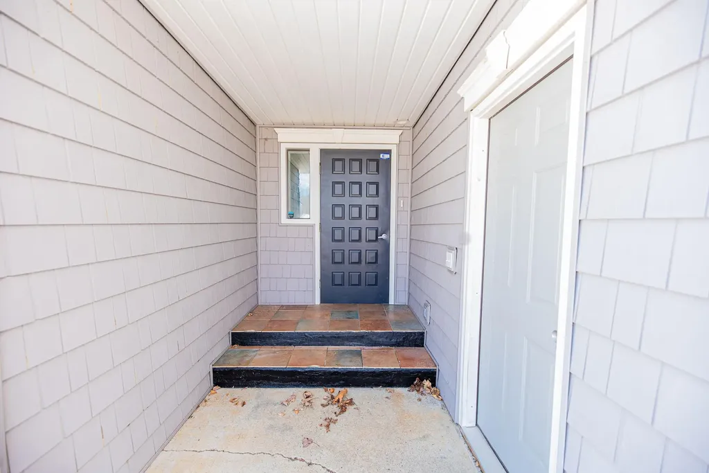 121 Hurst Lane Farmington ME 04938