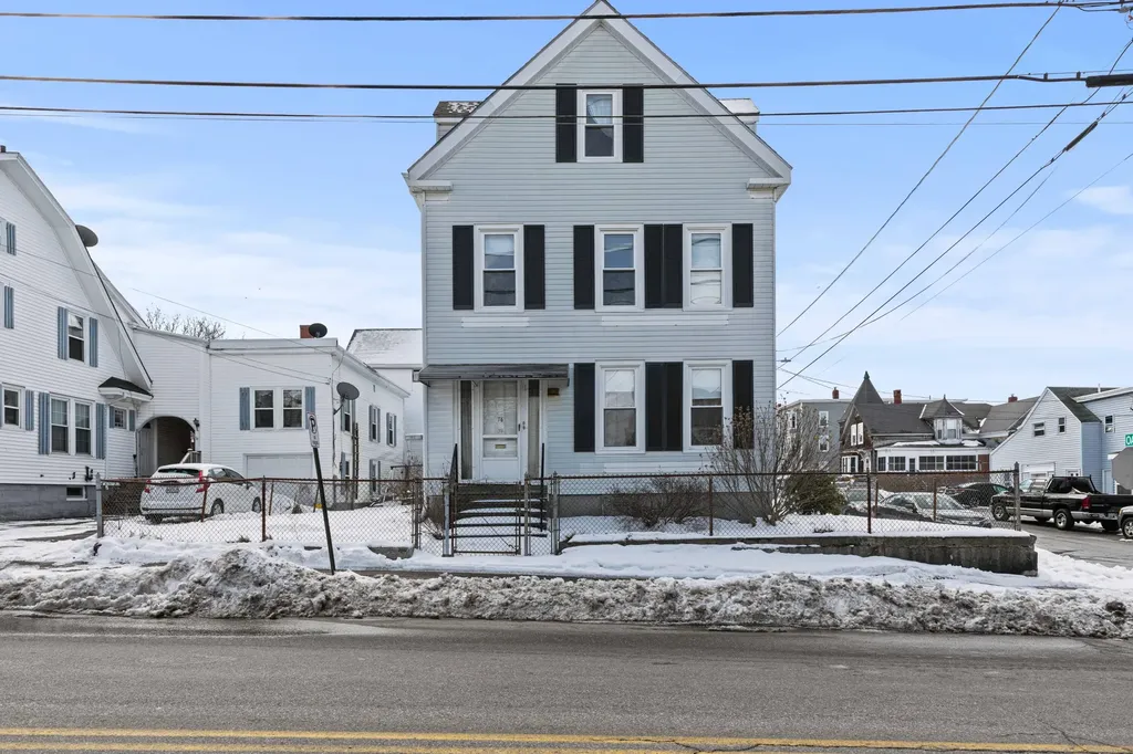 74 Pool Street Biddeford ME 04005