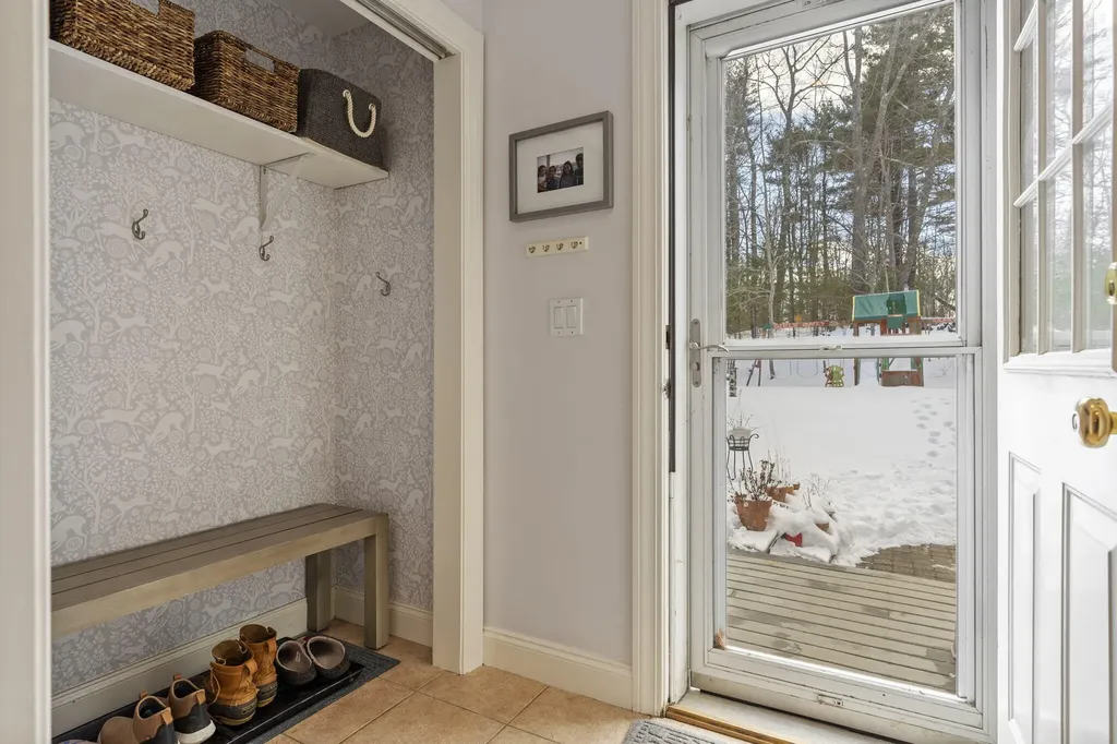 24 Rocky Hill Road York ME 03909