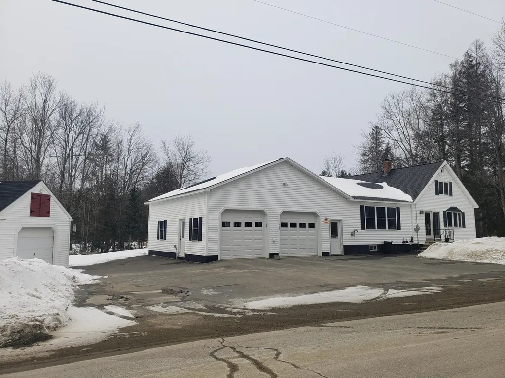 480 Winnecook Road Burnham ME 04922