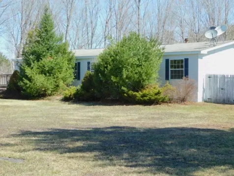 5 Pond Road Abbot ME 04406