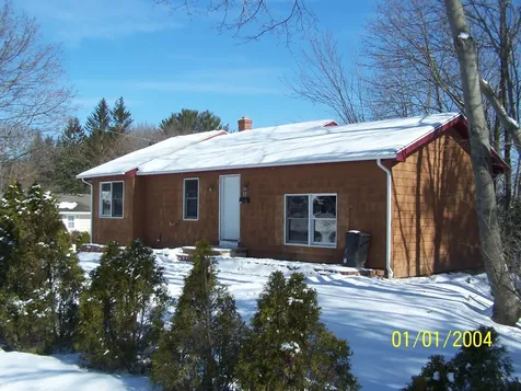 11 Woodlawn Avenue Auburn ME 04210