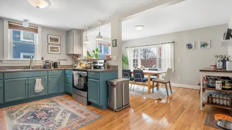 52 Fessenden Street Portland ME 04103