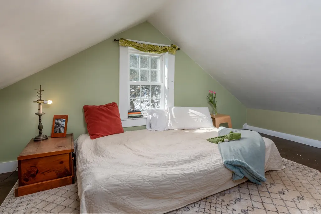 674 Appleton Road Union ME 04862