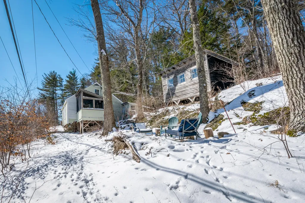 674 Appleton Road Union ME 04862