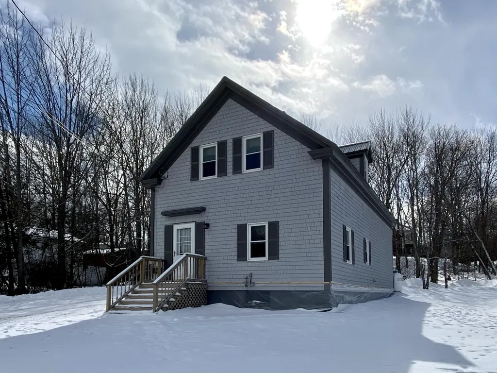 49 Price Street Calais ME 04619