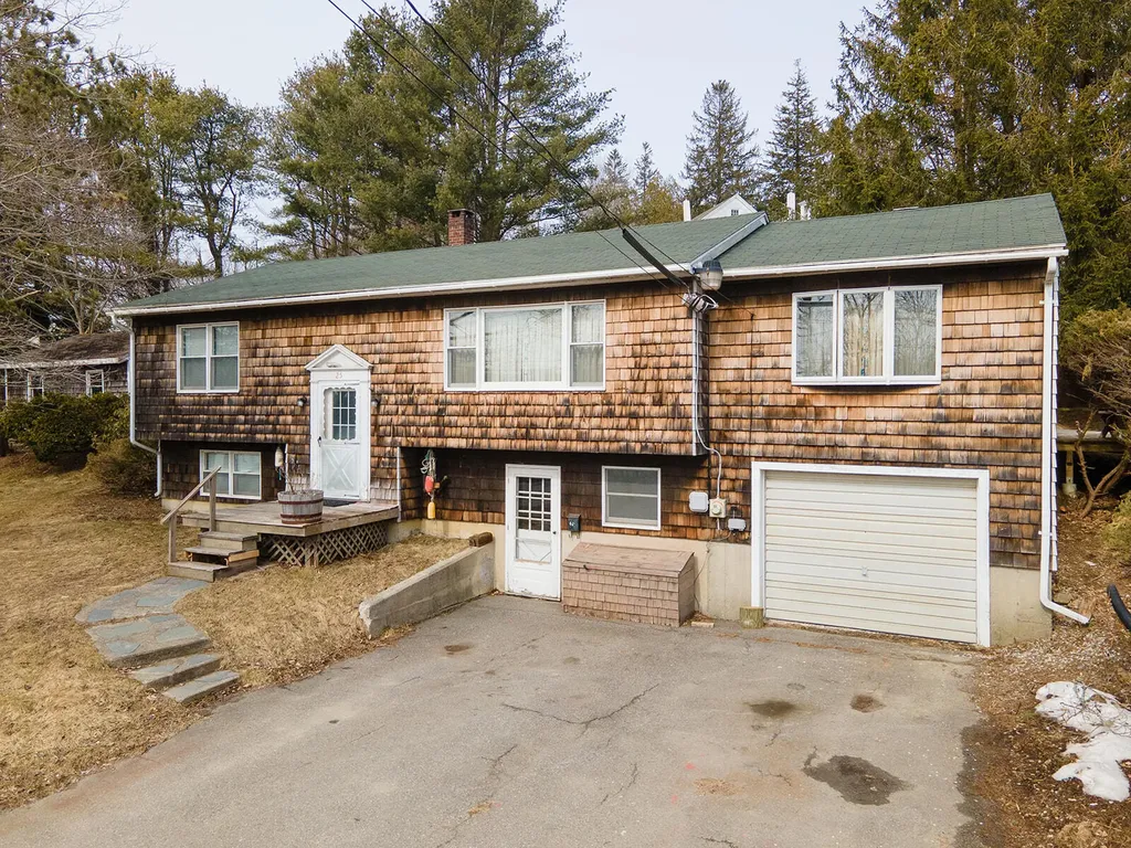 25 Water Street Thomaston ME 04861