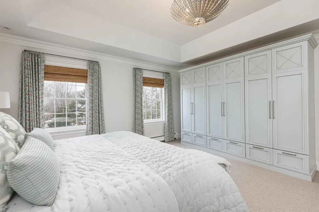 8 Mayflower Road Falmouth ME 04105