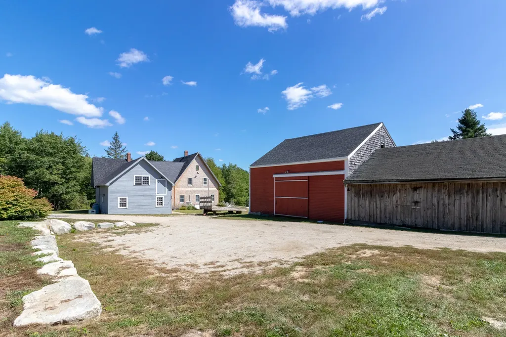 720 Kingdom Road Blue Hill ME 04614
