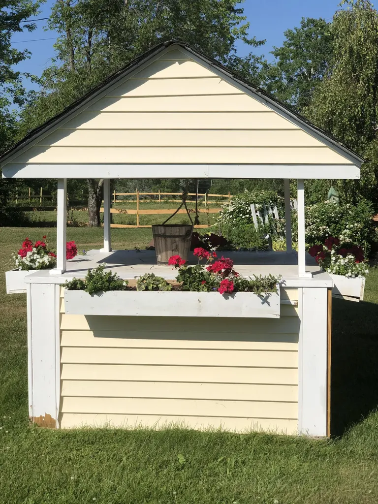 335 Hamm Road Frankfort ME 04438