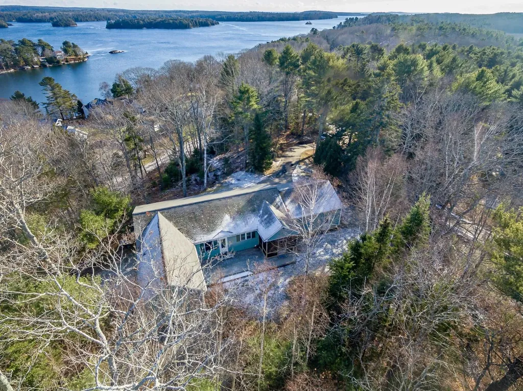 7 Eastview Lane Harpswell ME 04079