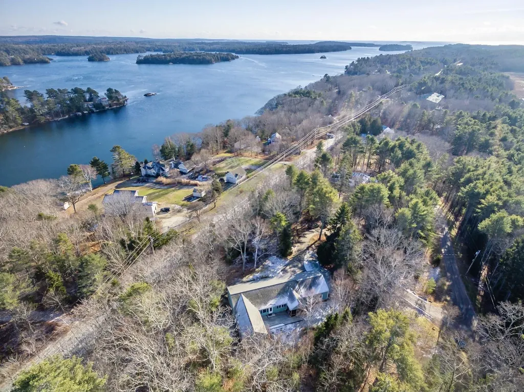 7 Eastview Lane Harpswell ME 04079