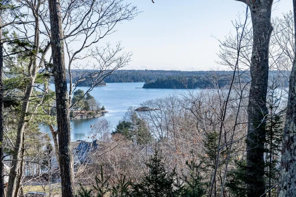 7 Eastview Lane Harpswell ME 04079