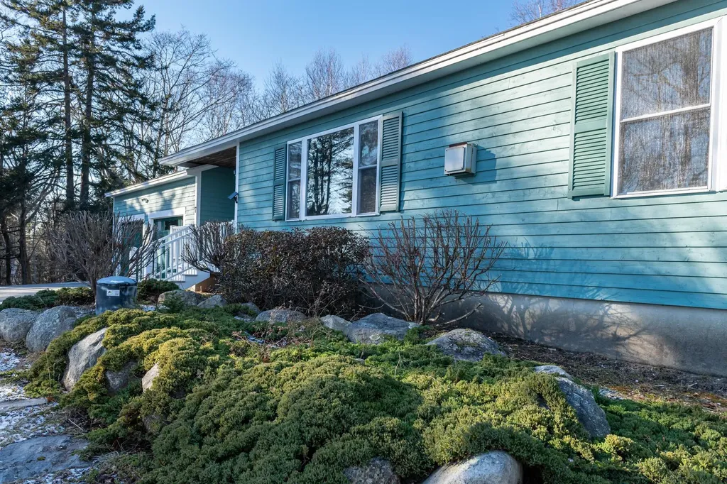 7 Eastview Lane Harpswell ME 04079