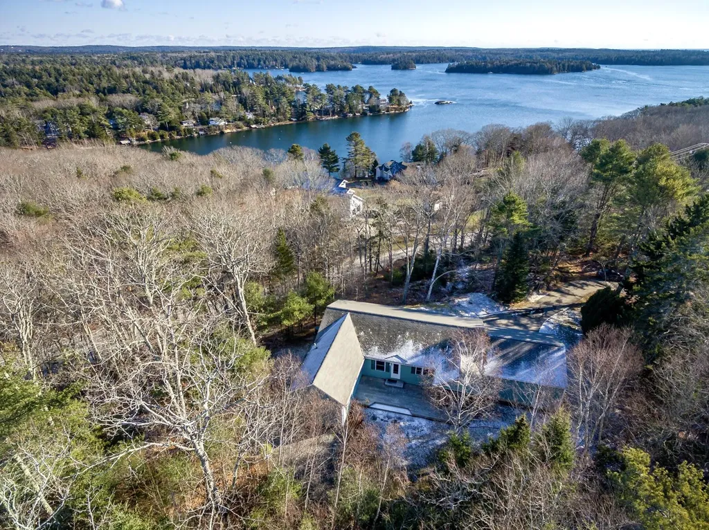 7 Eastview Lane Harpswell ME 04079