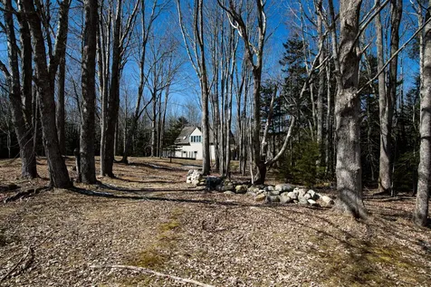 18 Coggins Farm Lane Surry ME 04684