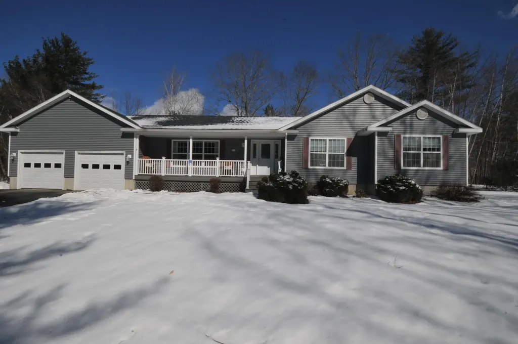 139 Sandy Beach Road Glenburn ME 04401