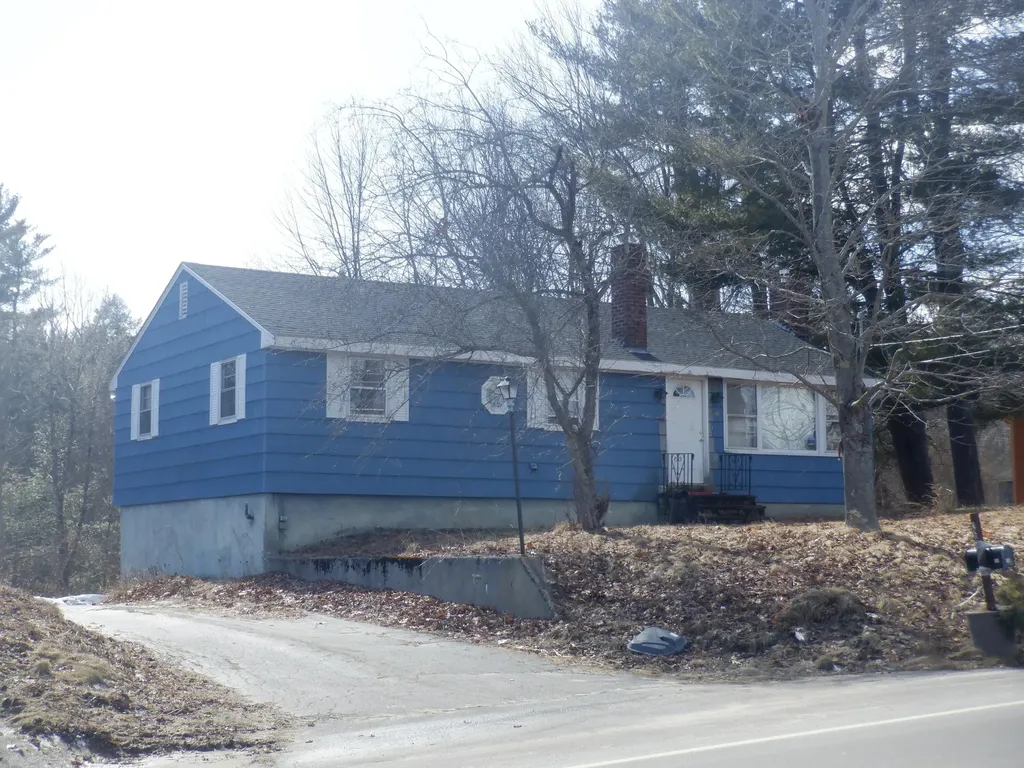26 Sebago Lake Road Gorham ME 04038