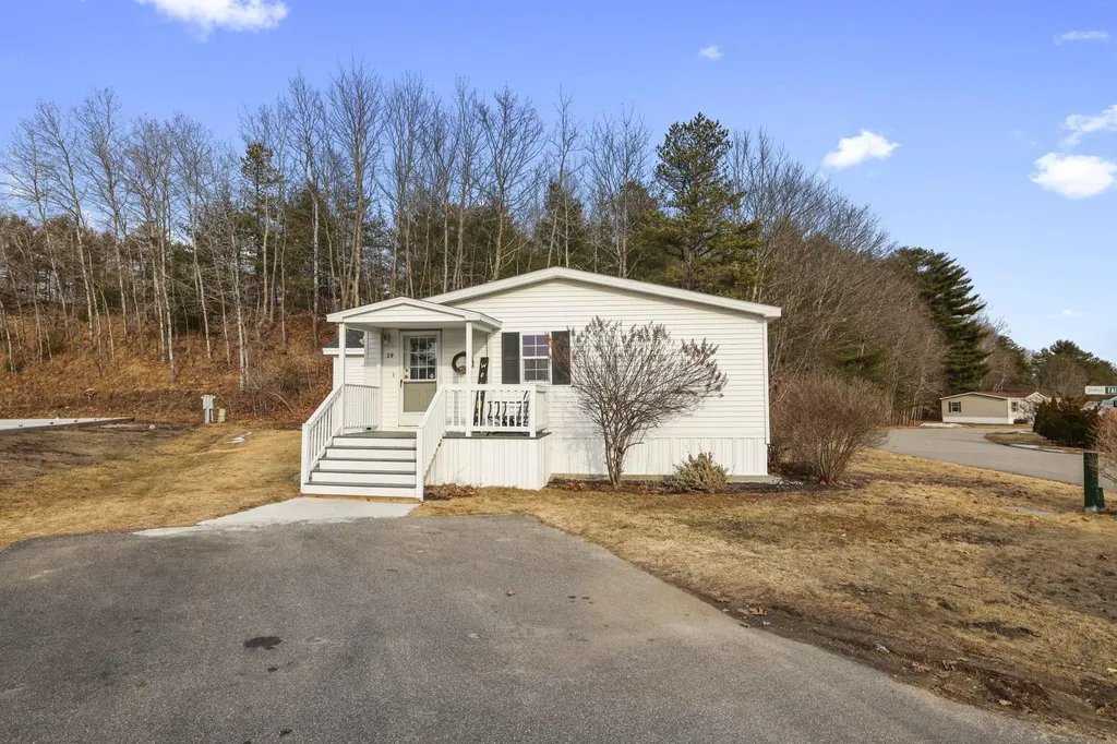 29 Fairview Drive Lisbon ME 04250