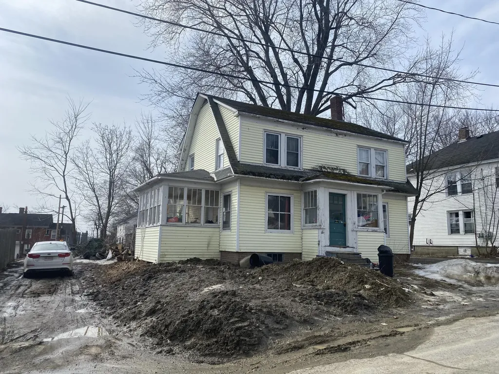 3 Abbott Street Waterville ME 04901