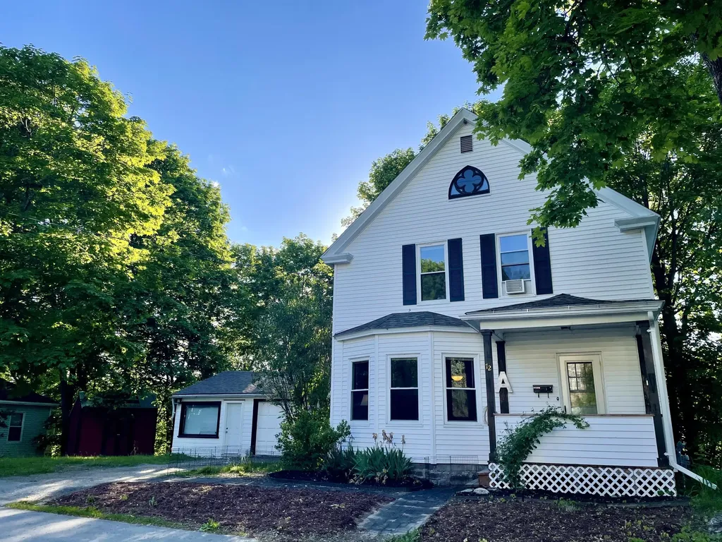 72 Winter Street Lewiston ME 04240