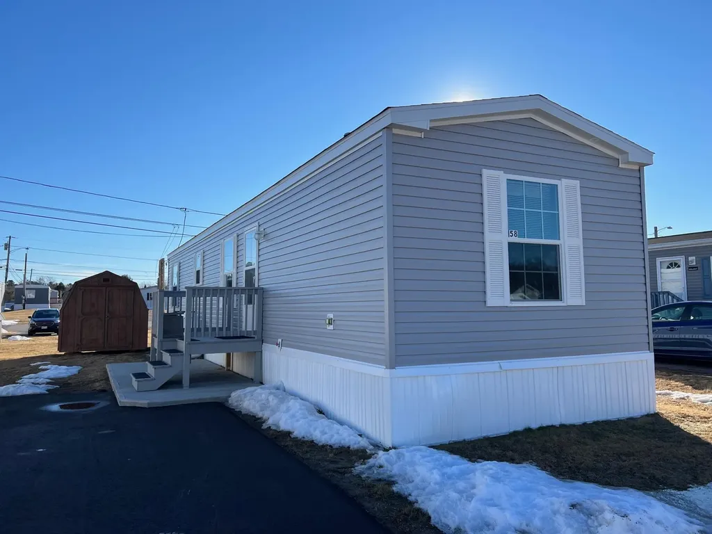 58 Linnell Circle Brunswick ME 04011