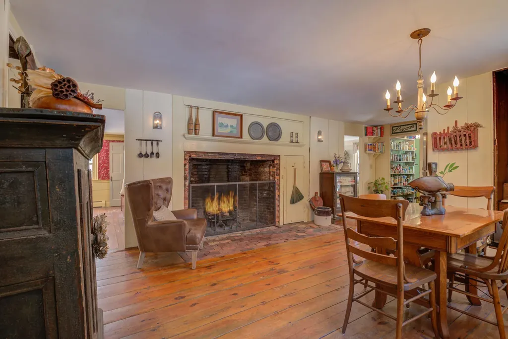 182 Morrell's Mill Road North Berwick ME 03906