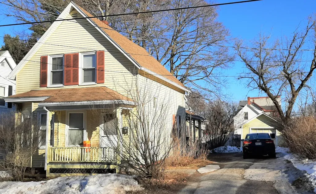 55 Winter Street Lewiston ME 04240