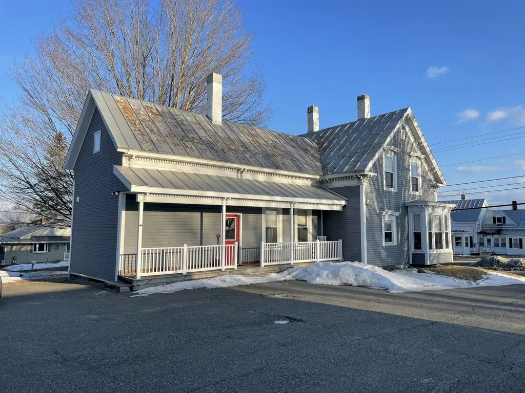 157 Waterville Road Skowhegan ME 04976