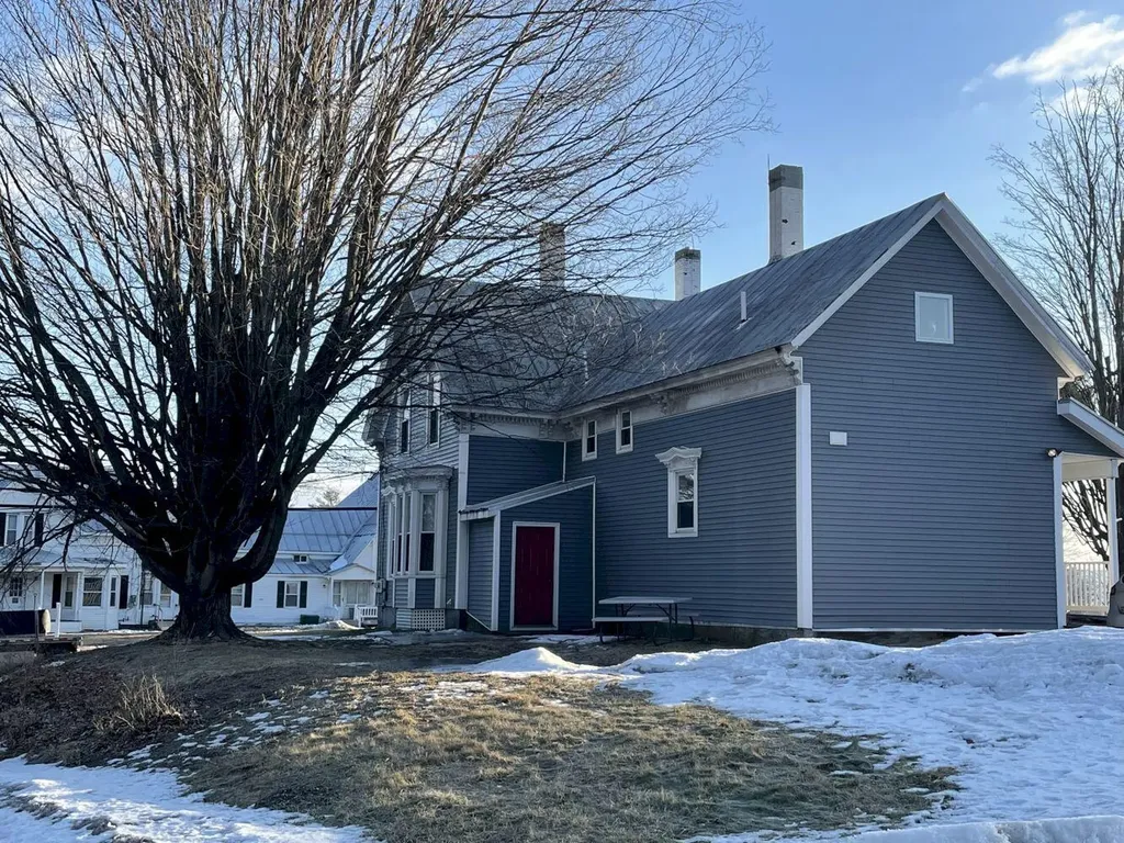 157 Waterville Road Skowhegan ME 04976