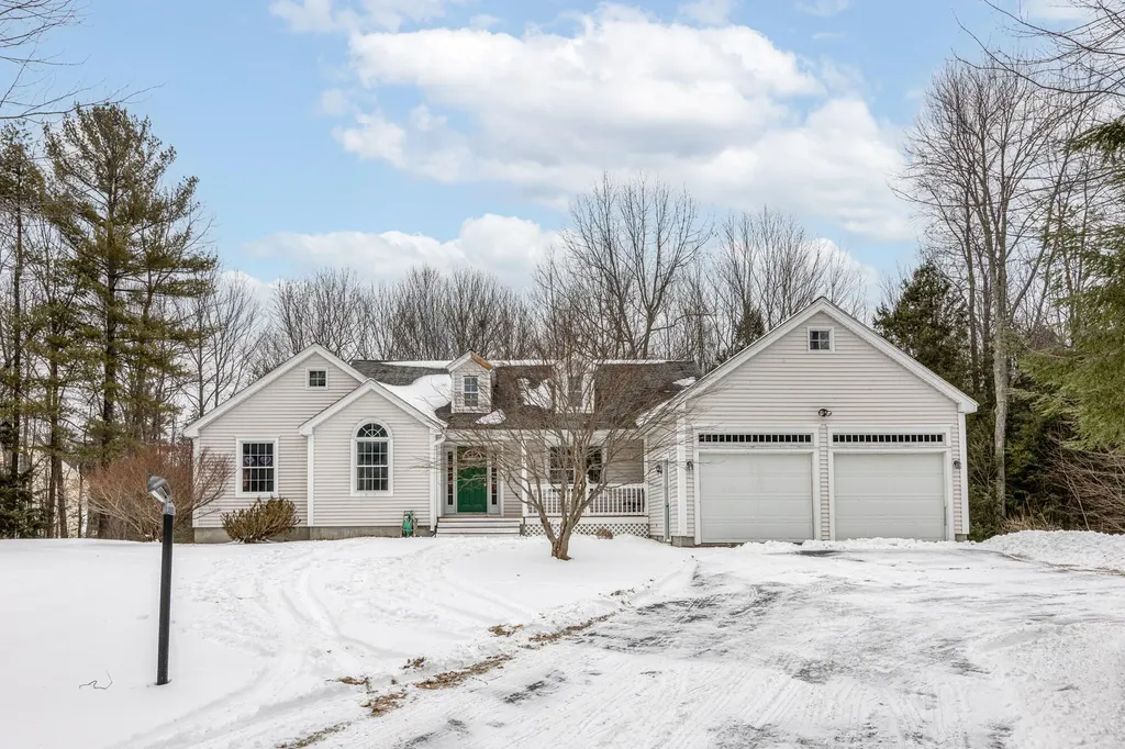 6 Woodfield Drive Scarborough ME 04074