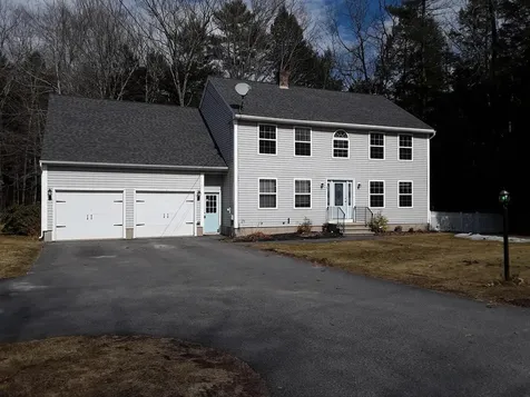 3 Louwine Way Westbrook ME 04092
