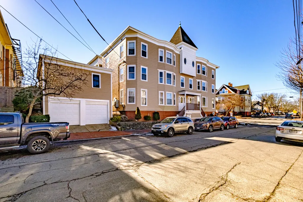 102 Morning Street Portland ME 04101