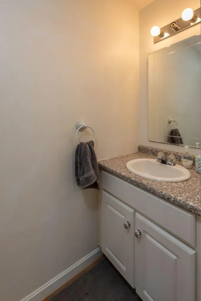 7 Akron Avenue South Berwick ME 03908