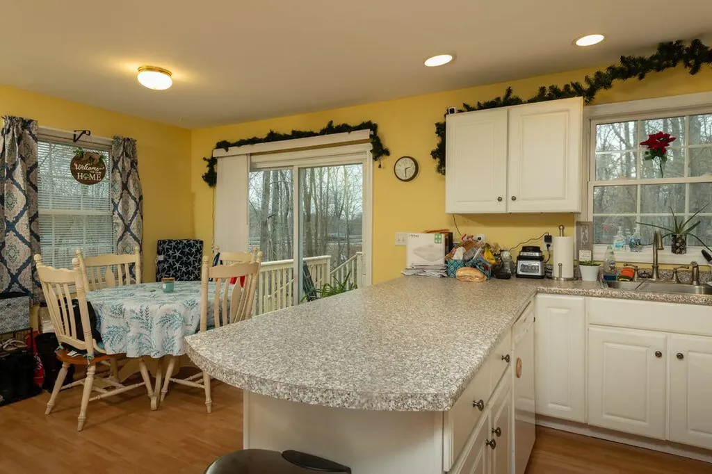 7 Akron Avenue South Berwick ME 03908