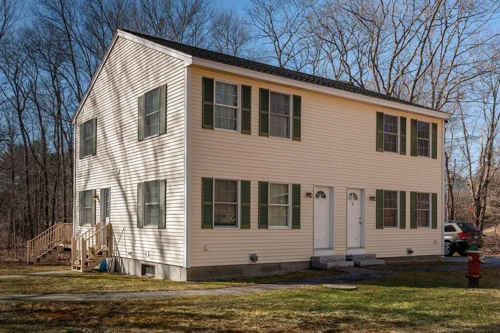7 Akron Avenue South Berwick ME 03908