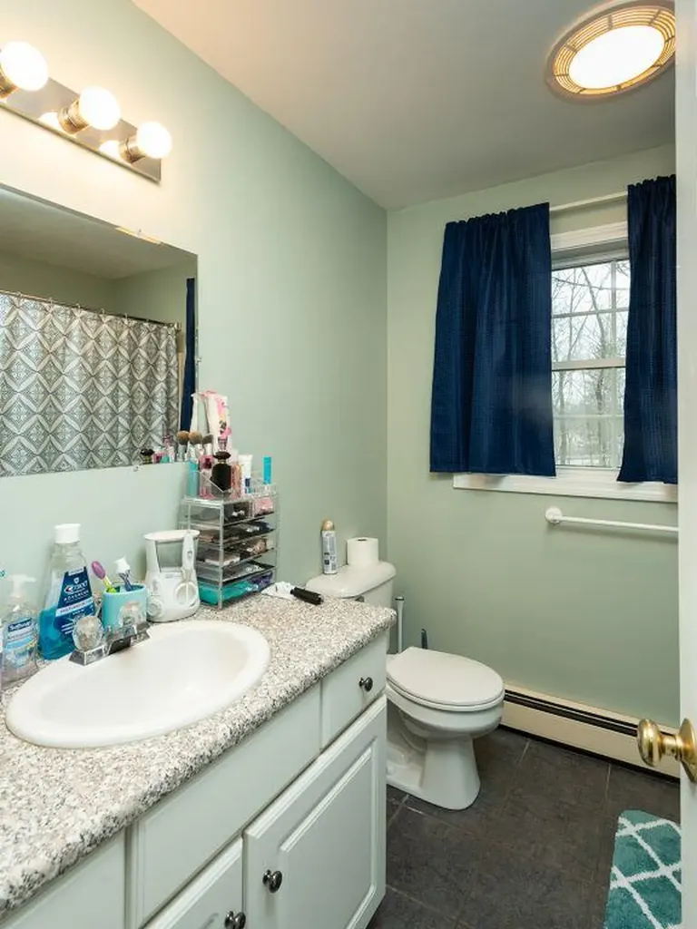 7 Akron Avenue South Berwick ME 03908