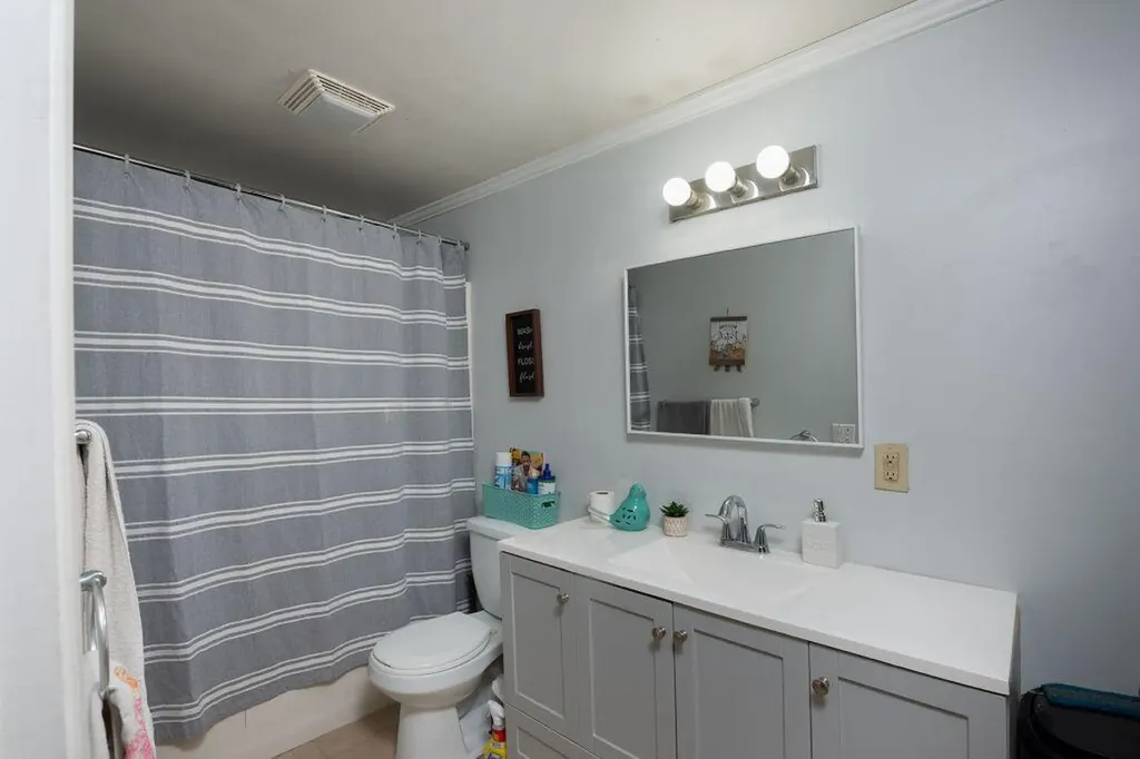 7 Akron Avenue South Berwick ME 03908